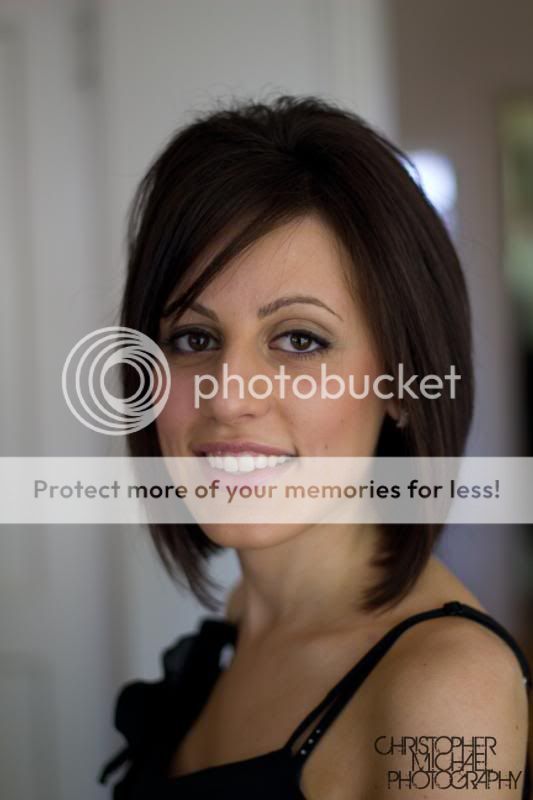 IMAGE: http://i716.photobucket.com/albums/ww165/C-M-M-8/evi_blackandwhite-1-4.jpg