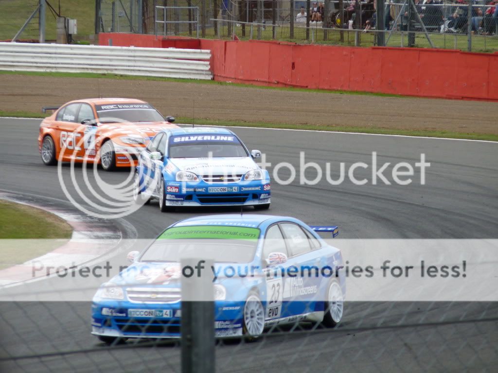 BTCCSilverstone30-08-2009055.jpg