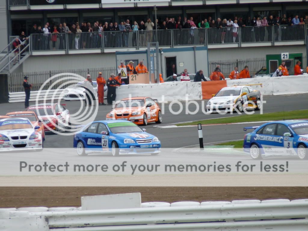 BTCCSilverstone30-08-2009062.jpg