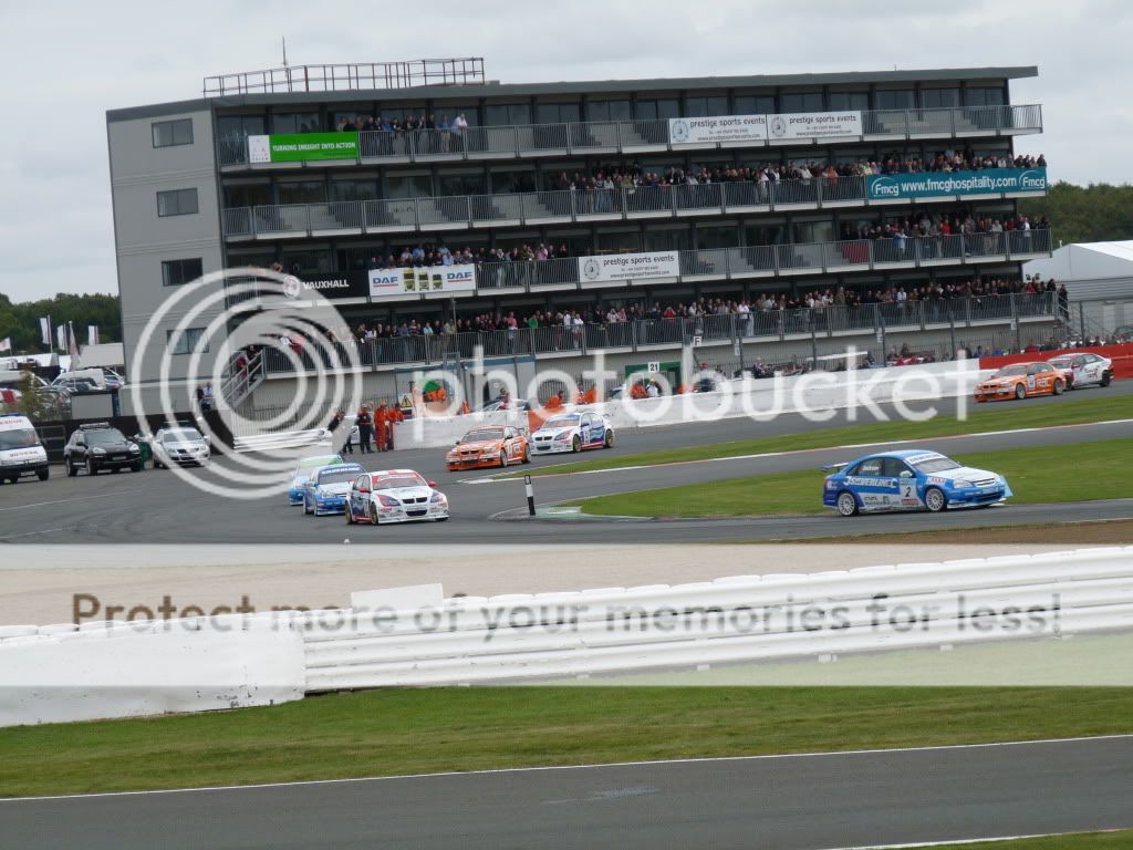 BTCCSilverstone30-08-2009085.jpg