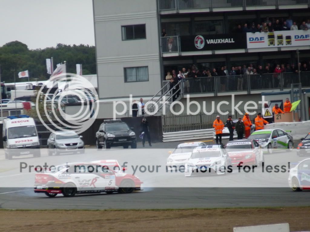 BTCCSilverstone30-08-2009133.jpg