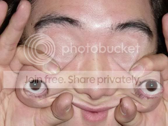 pulled_eyes_funny_face.jpg